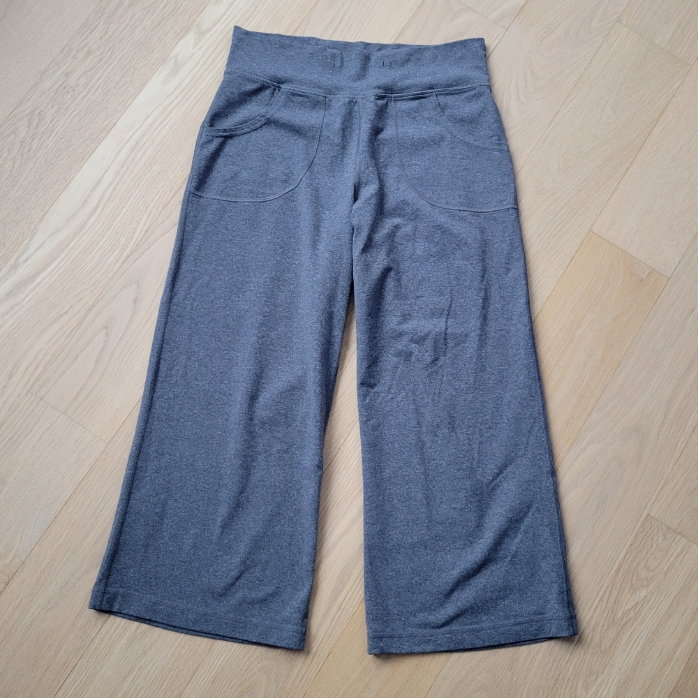 Lululemon cropped pants